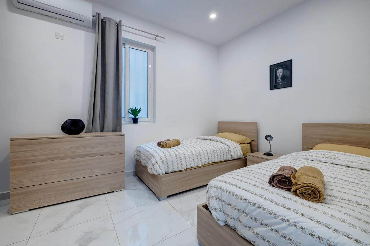 Modern Family Holiday Retreat In Gzira Sliema Exterior foto