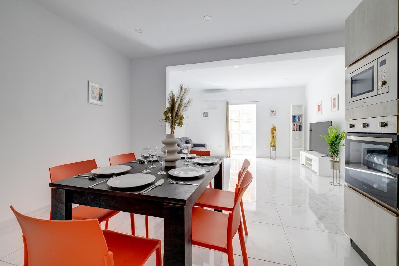 Modern Family Holiday Retreat In Gzira Sliema Exterior foto