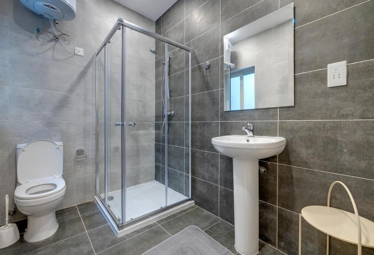 Modern Family Holiday Retreat In Gzira Sliema Exterior foto